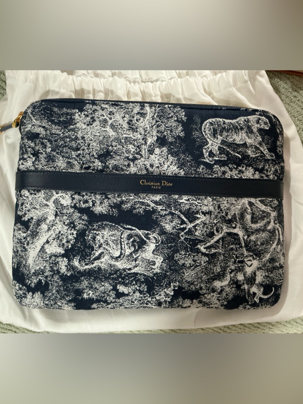 Authentic Dior Toile Travel Set - brand new in box - purchased at Dior boutique - Picture 4 of 5